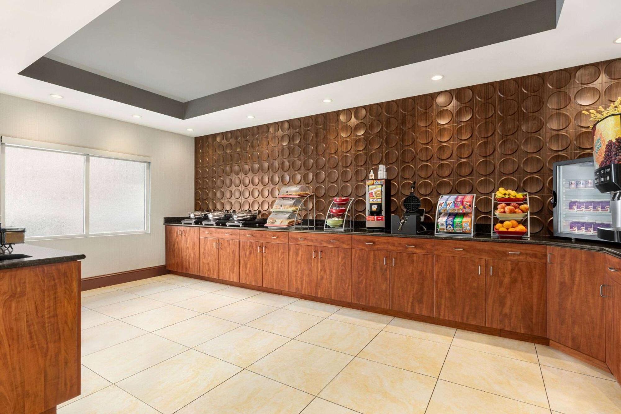 Wingate By Wyndham Fletcher At Asheville Airport Ngoại thất bức ảnh